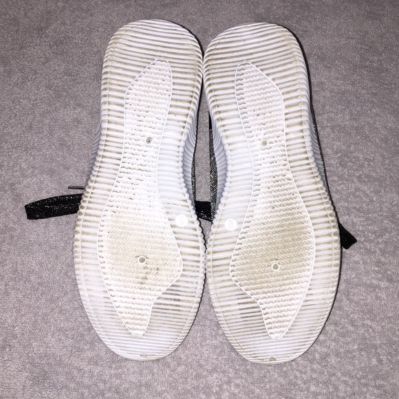 🚫SOLD🚫 Take A Walk Silver Glitter Sneakers - Picture 3 of 5